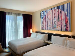 Resort World Las Vegas - Room