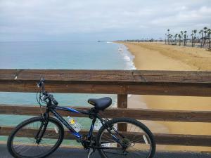 Newport Beach Biking - Newport Pier