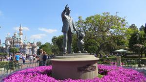 Disneyland - Walt Disney and Sleeping Beauty Castle