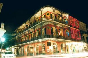 NOLA Ironwork corner of Royal and St _Peter Wikipedia by Falkue
