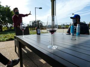 McKenney Winery - lunch picnic with wine